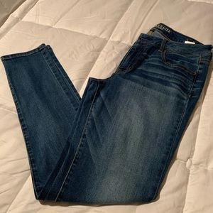 Size 14 American eagle jeggings hi rise